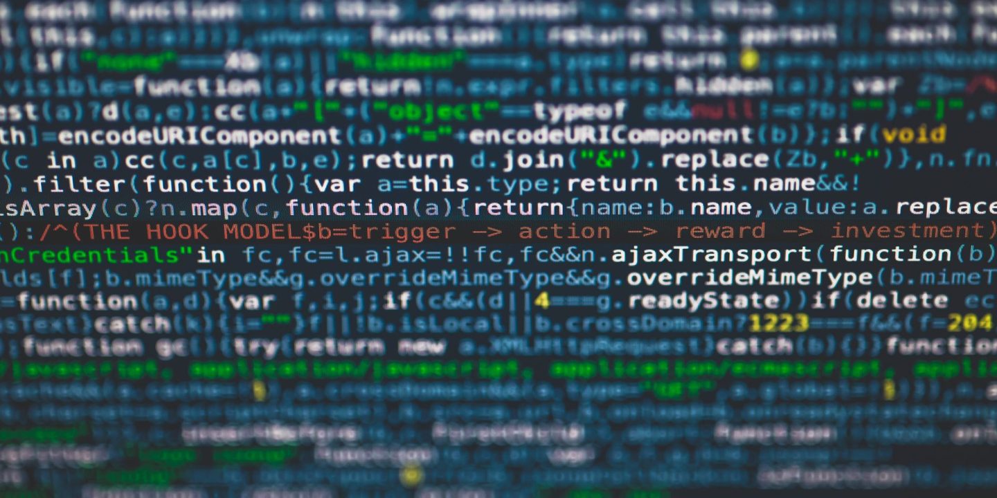 Ekran z kodem programu analizowanym podczas audytu bezpieczeństwa
